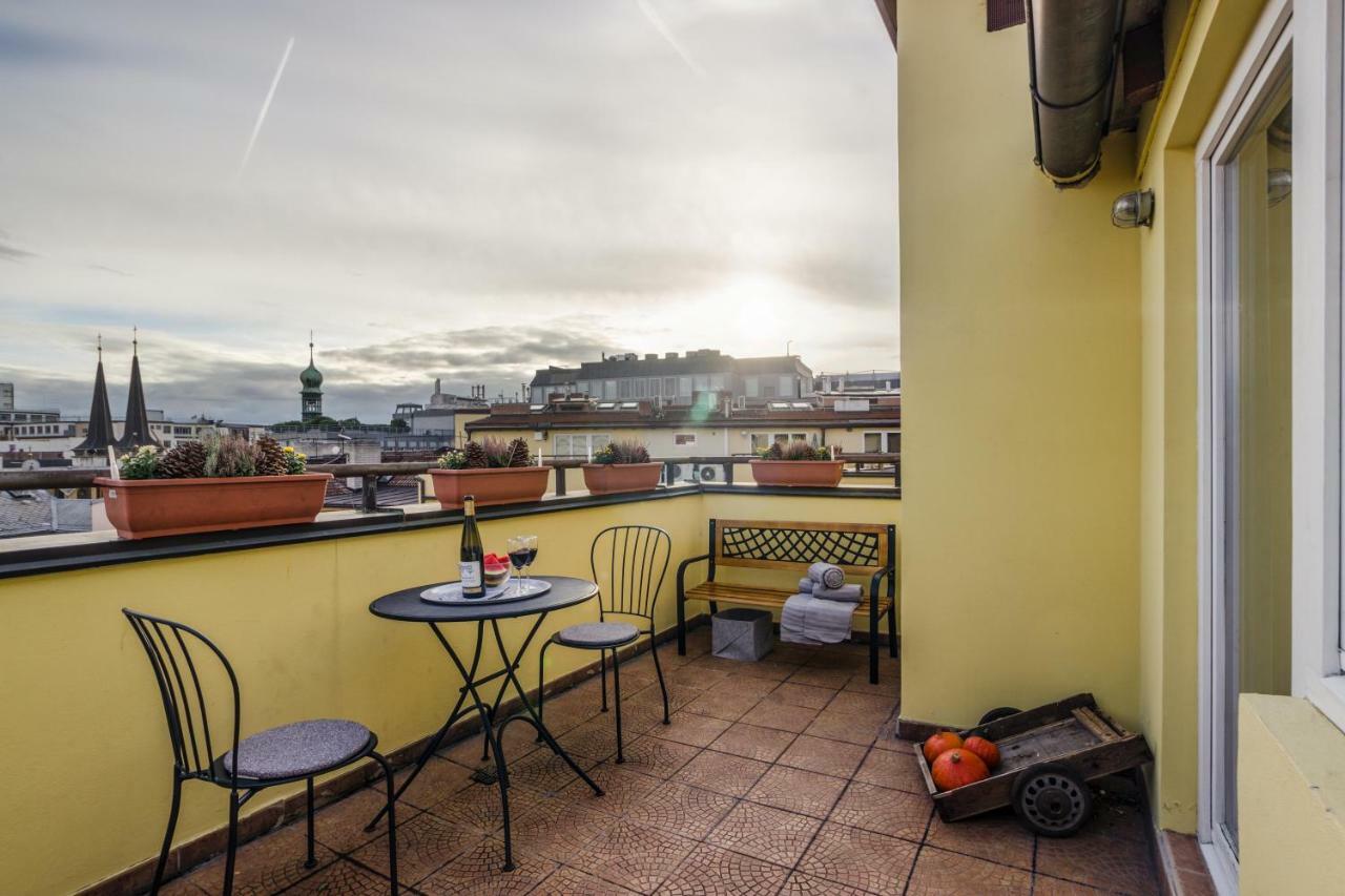 Prague 1 Sunny Apt With Terrace By Michal&Friends Apartamento Exterior foto